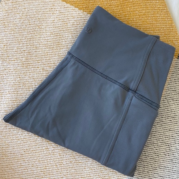 Lululemon Ribbed Legging - Picture 1 of 5